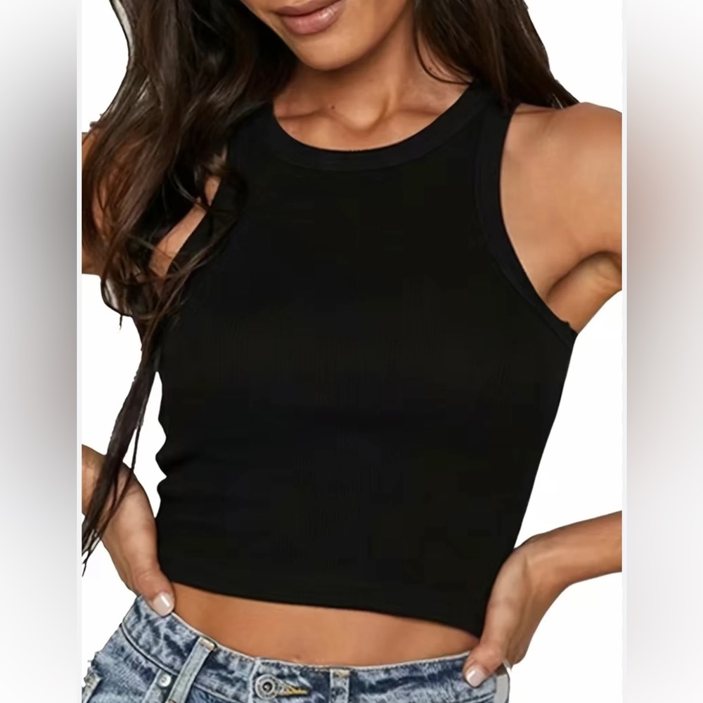 Black Essential Tank Top Size Women’s Small US